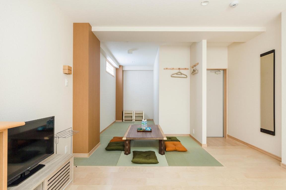 Shijo Omiya Guesthouse And Hotel Kyoto Exterior photo